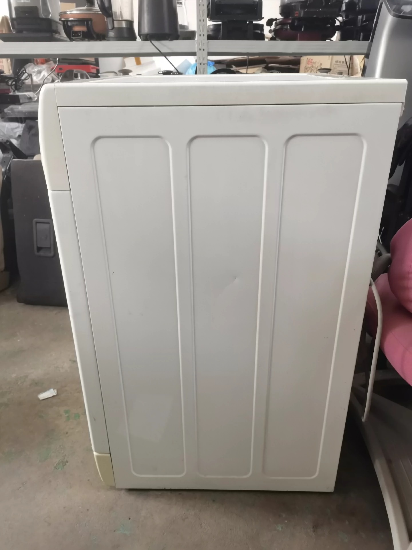 惠而浦7公斤滚筒洗衣机，成色如图，功能正常，尺寸为:长60宽50高85，个人二手闲置，啥毛病没有，298自提，外地不出，二手物品售出非质量问题不退不换。